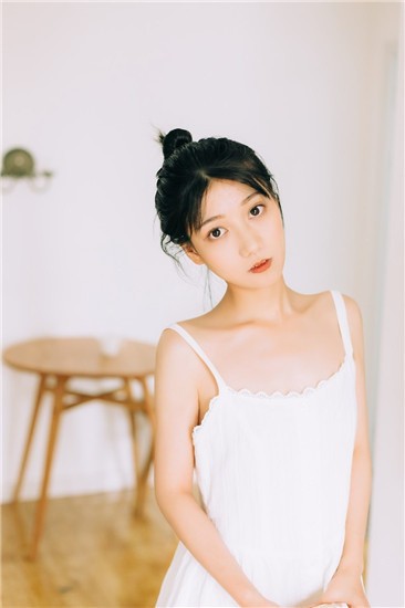 一个人看www在线视频直播永久免费版最新版