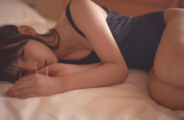社交网络对四LLL少妇BBBB槡BBBB的影响
